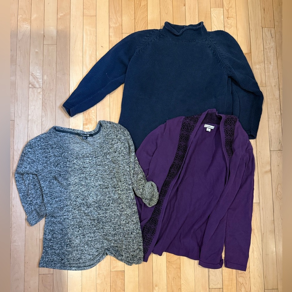 Bundle of 3 Womenโs Size Small Vintage Sweaters